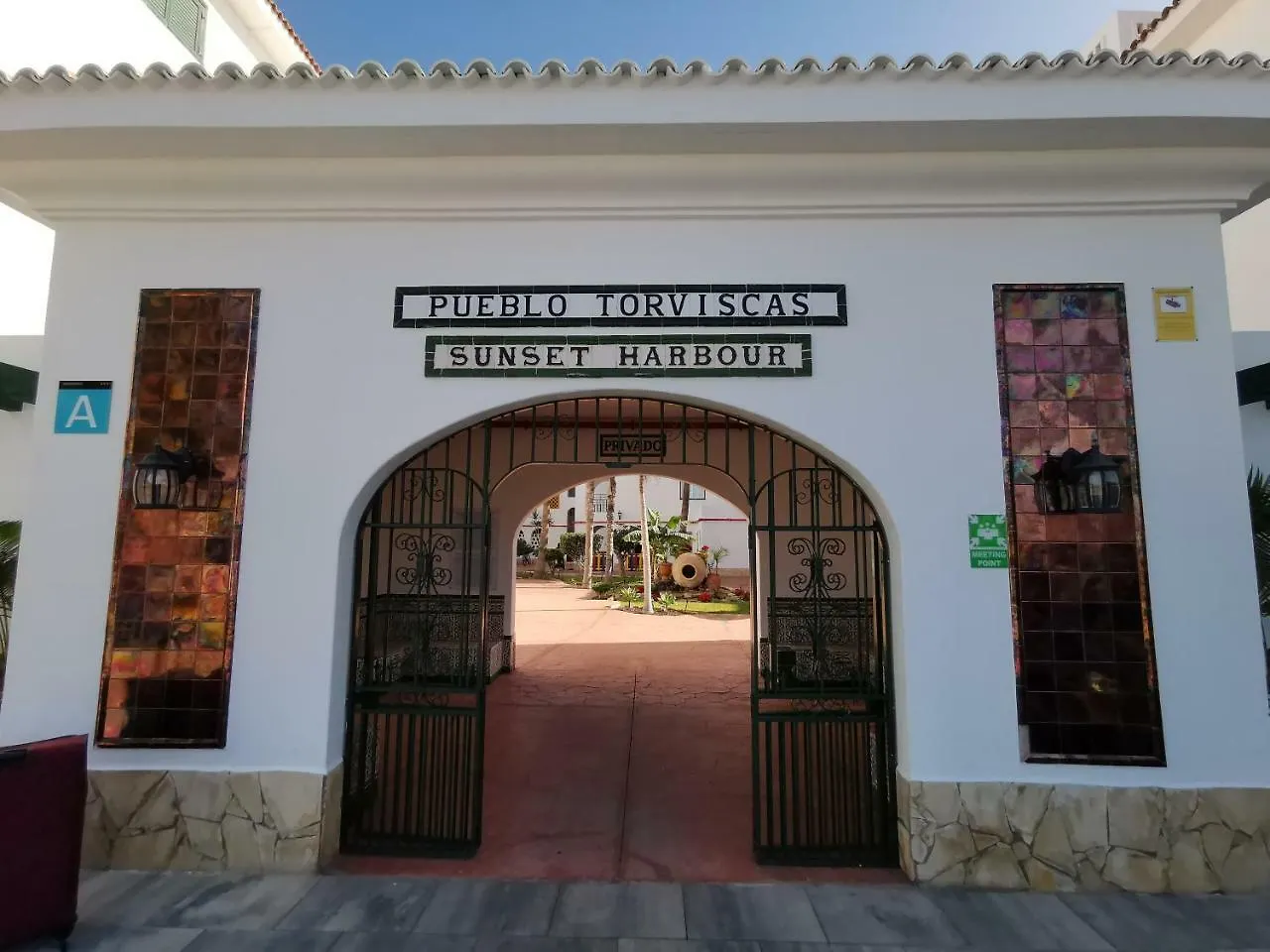מלון אדחה Studio Pueblo Torviscas